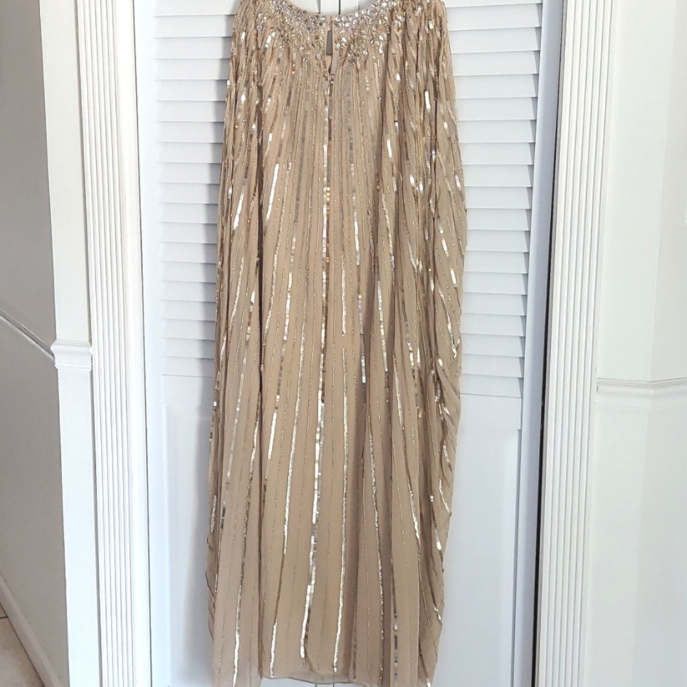 Mac Duggal Gown Sz 18, Cape, Lined, Champagne, Intricate Beading, Sequins NEW!! - Picture 13 of 13